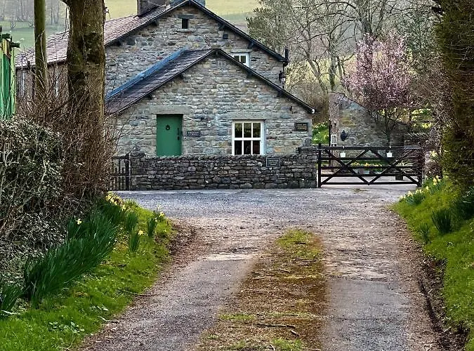 Cross Haw Cottage